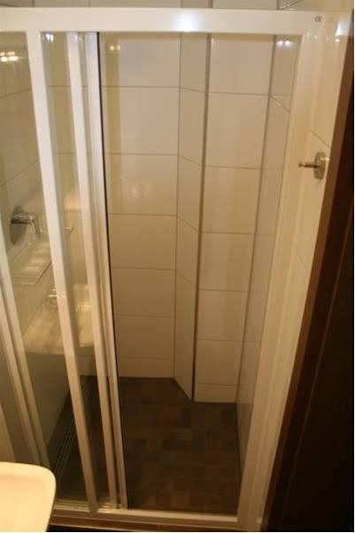 Hotel Lindenhof Essen Bagian luar foto